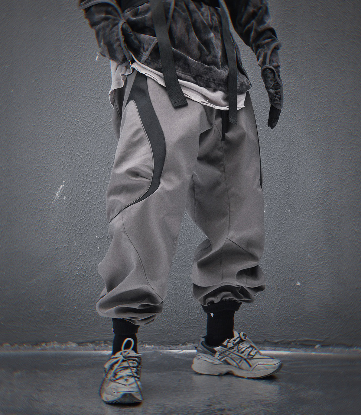 HiP44 Grey Alien Tech Joggers