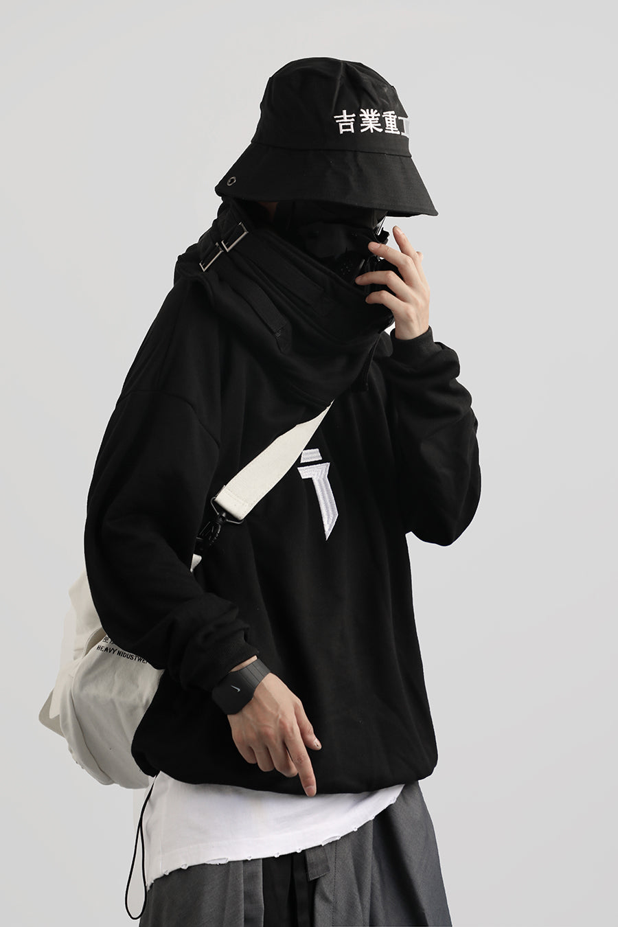 HiH6 Black I-Tech Hoodie
