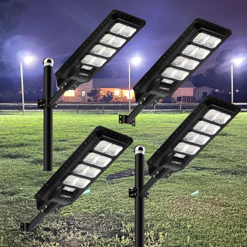 4 pack 200W solar street lights 25000 lumens