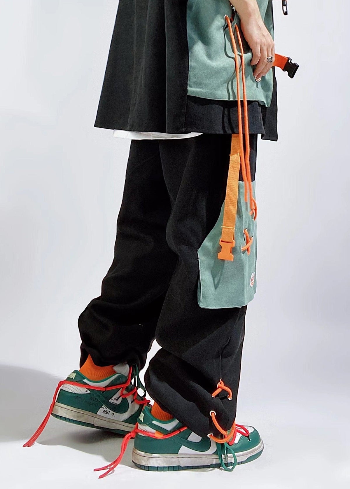 YEP5 UUC Laced Pants