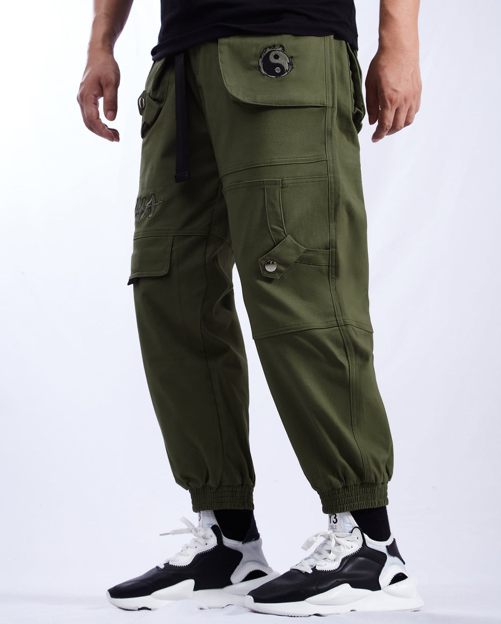 IBP332 Yin Yang Army Green Cargo Pants