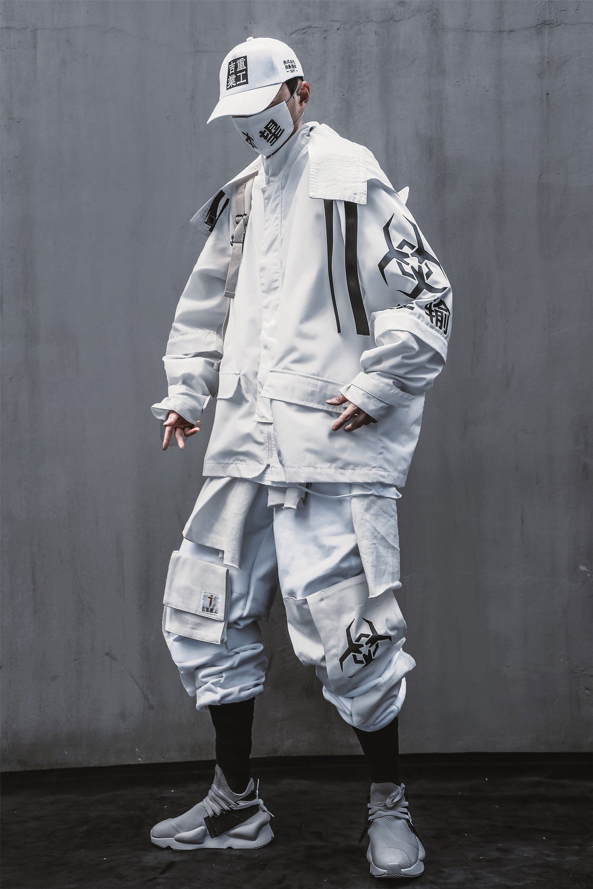 HiJ7 White Atom Bomb Jacket