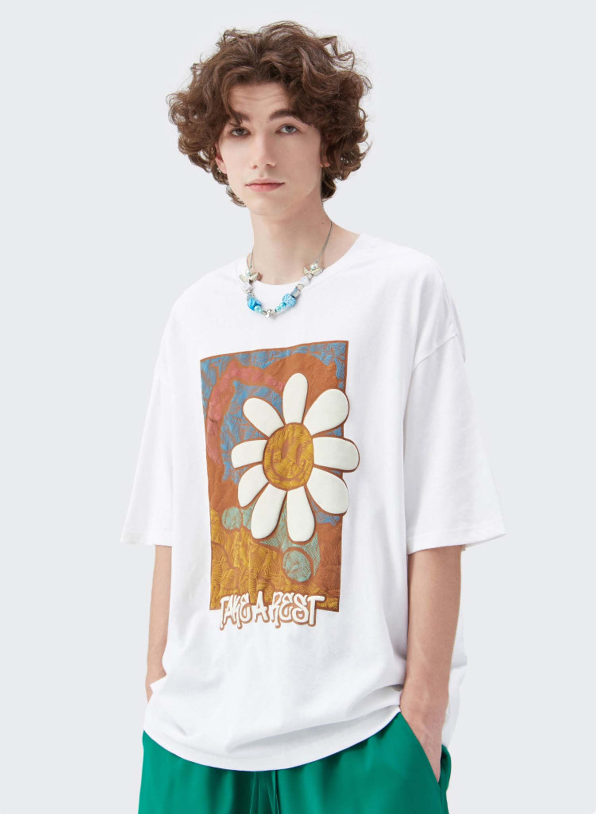 Color Artwork Daisy Tee