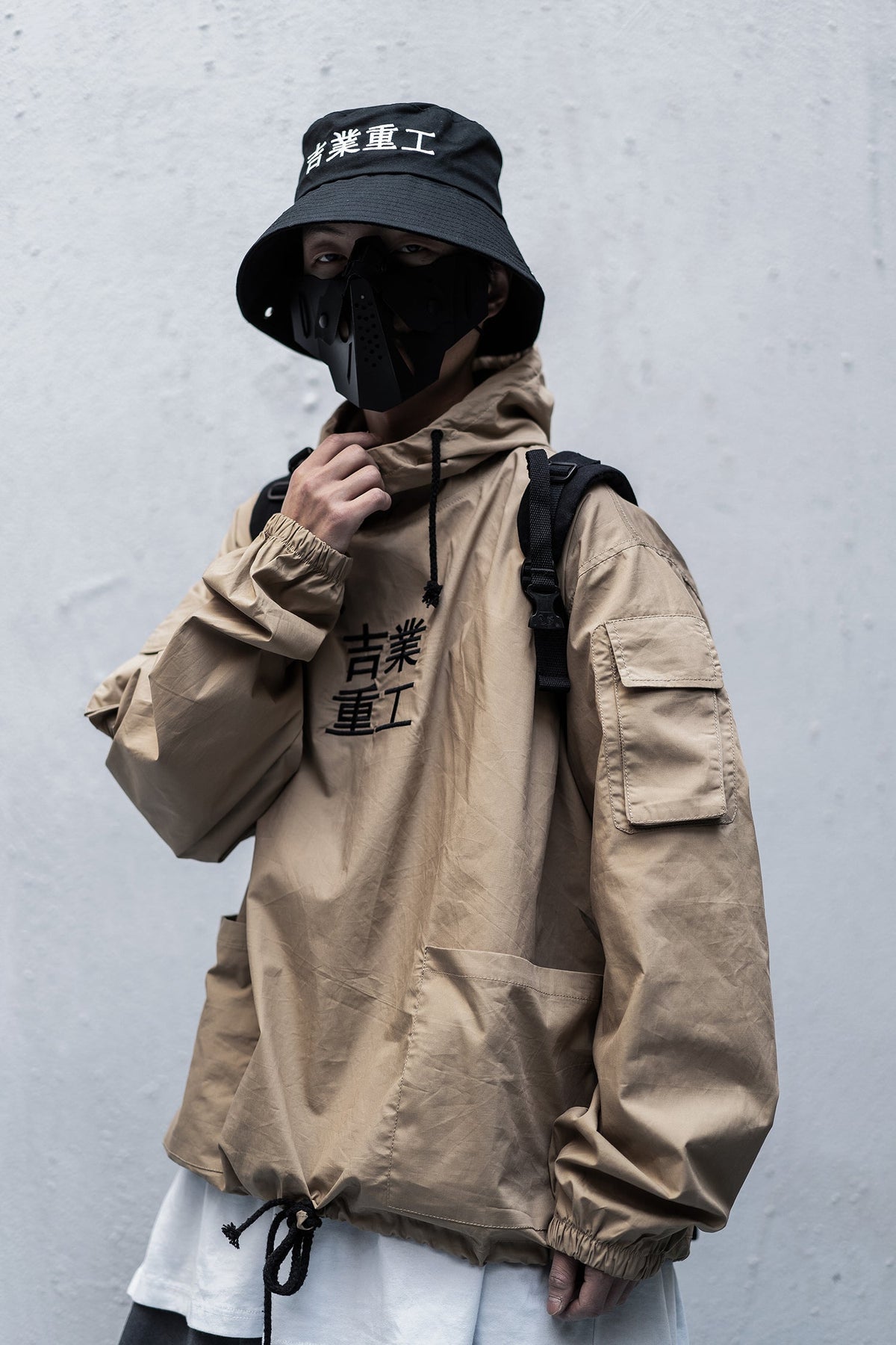 Hi2013 Khaki Industrial Windbreaker