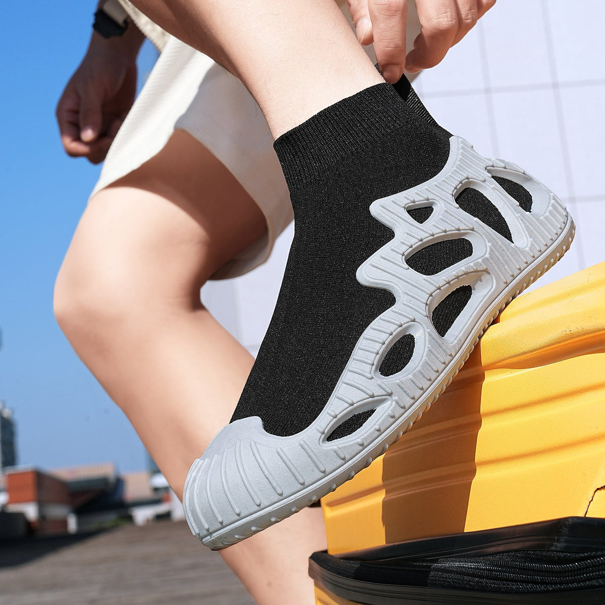 9012 Knit Sneakers