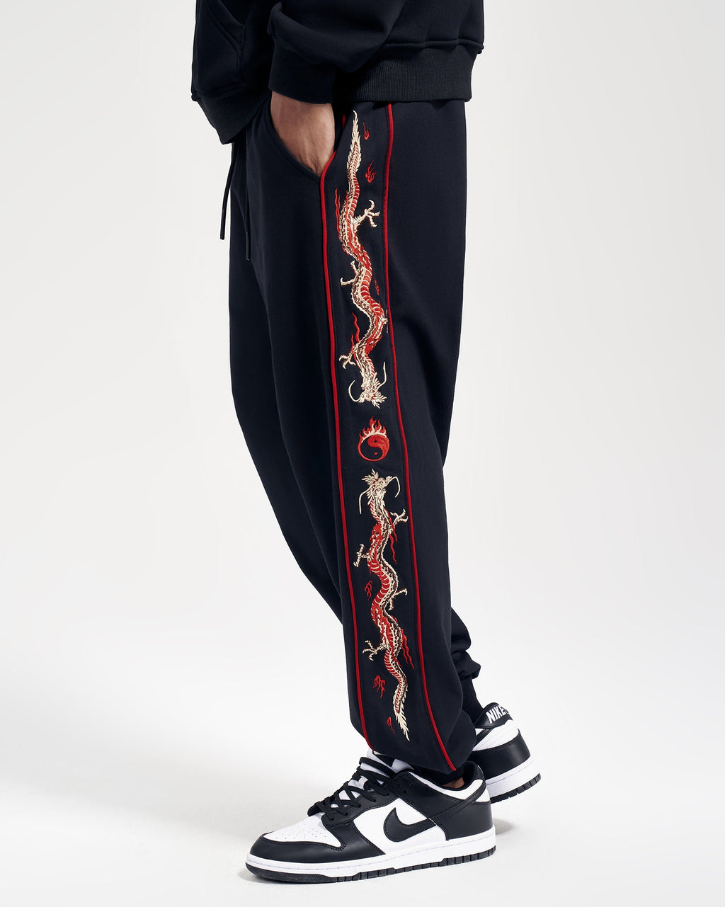 KH7061 Dragon Embroidery Joggers