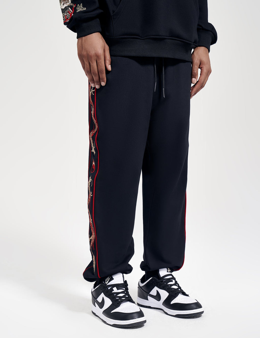 KH7061 Dragon Embroidery Joggers