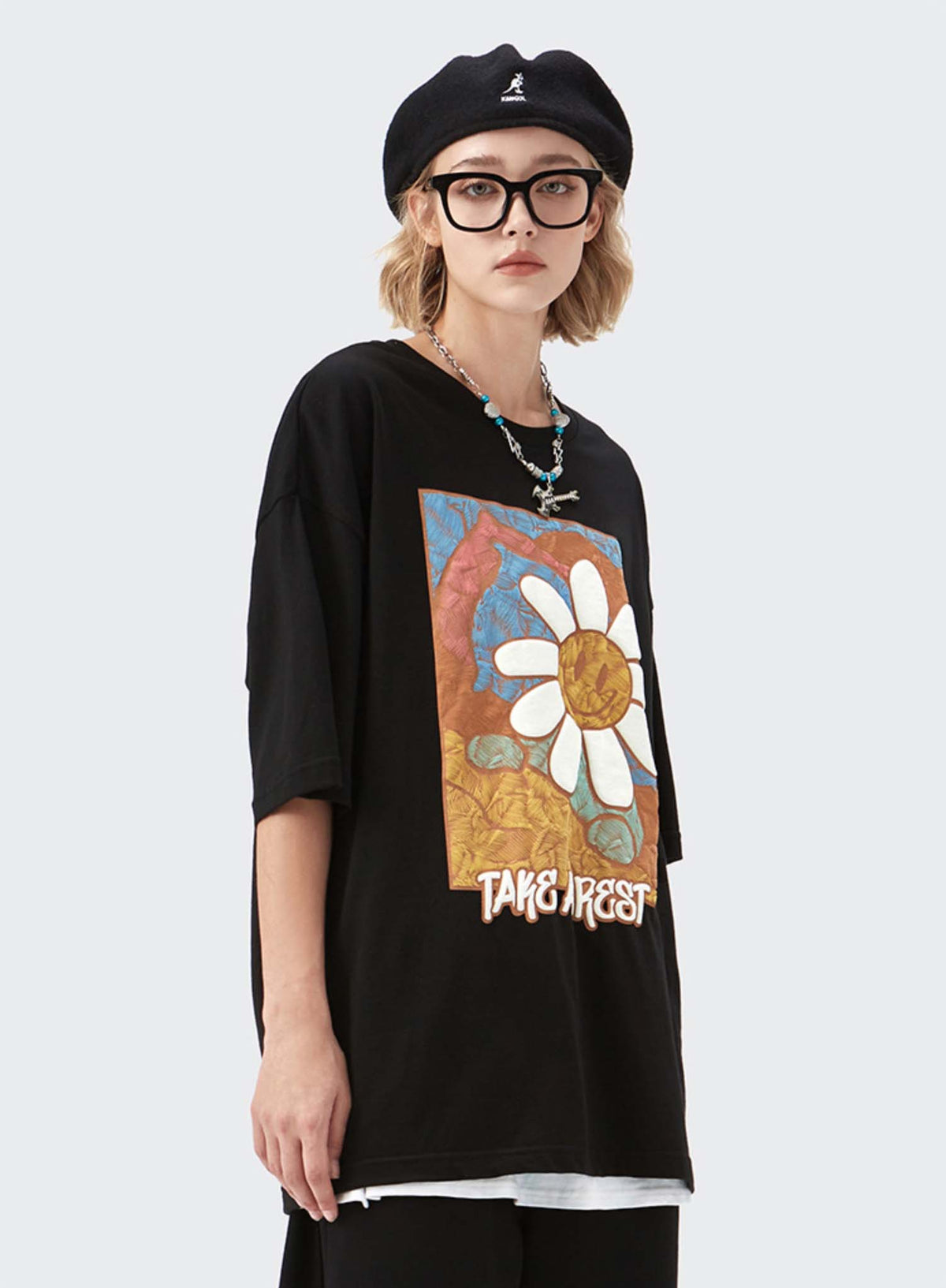 Color Artwork Daisy Tee
