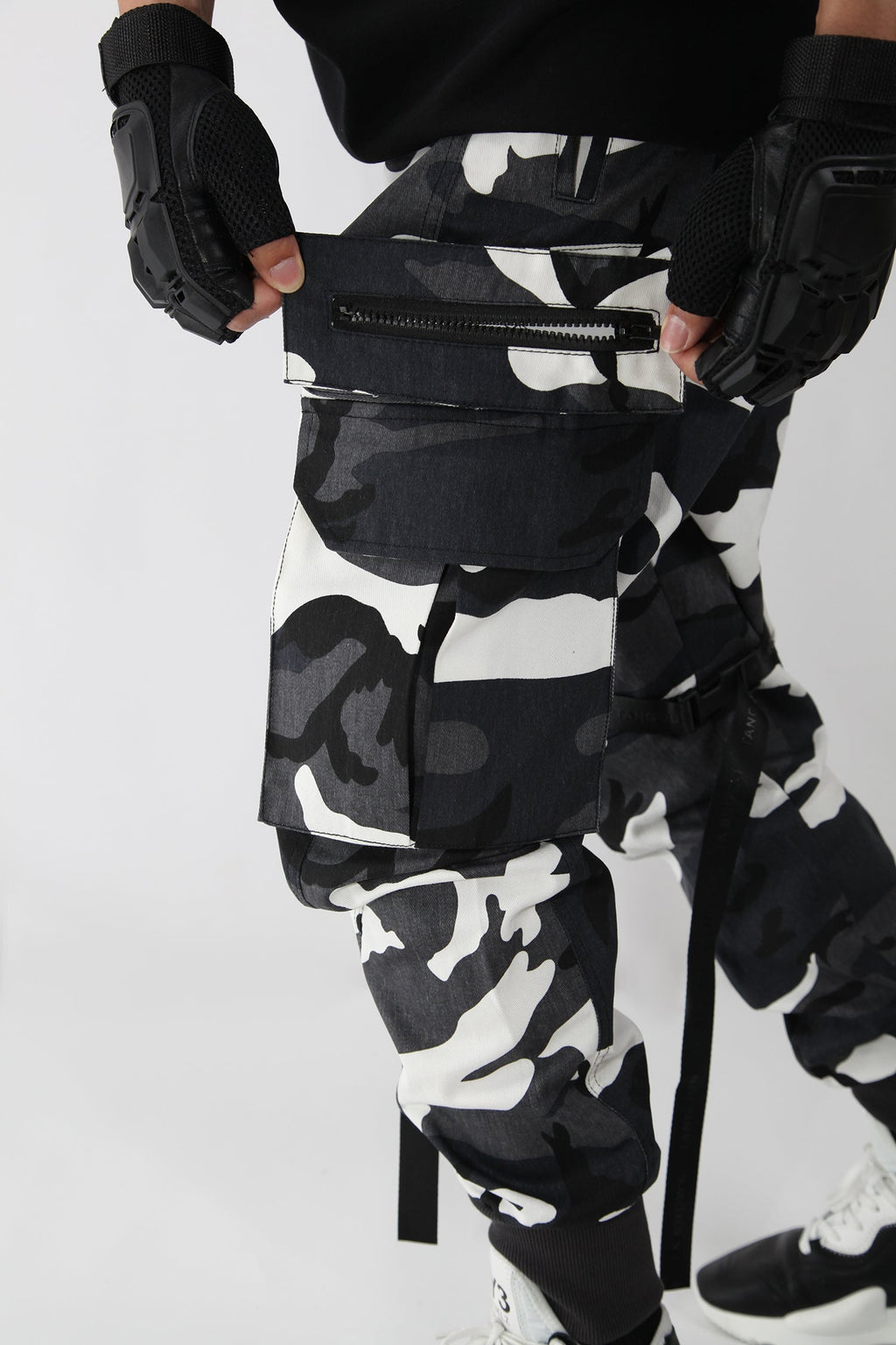 IBP1828 Noble Cargo Pants